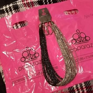 "PAPARAZZI" TWO TONED NECKLACE W/EARRINGS SET!!